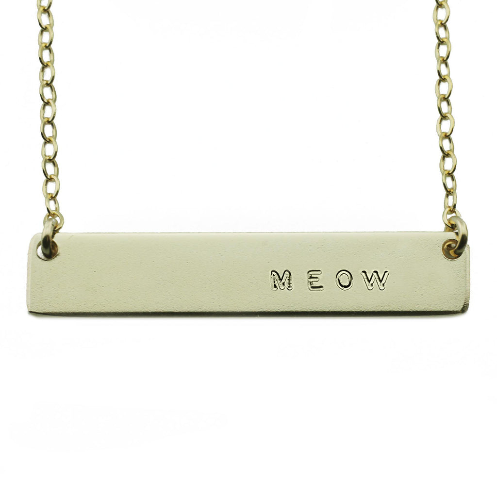 MEOW-NAMEPLATE-NECKLACE